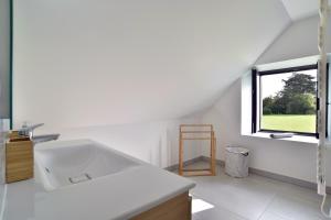 Maisons de vacances Kertromel - Grande maison pour 10 : photos des chambres