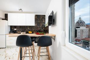 Luxury 2 bedrooms app with terrace in CENTER OLD TOWN