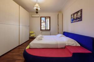 Santa Croces Vintage by MMega