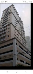 Apê 50 metros da praia com wifi e garagem