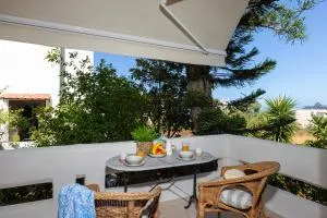 Sunny Comfortable Apartment - 卡拉塔斯