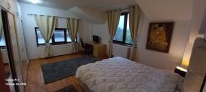 Villaweb, 2rooms ap. 5min drive to center &airport