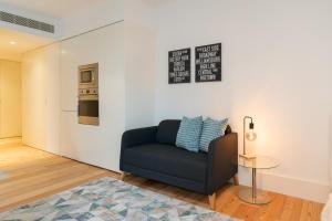 Urban Stylish Studio with Balcony