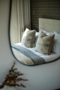 Vive One by Bliss Collection