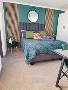 Dee-Ones at Witboom,Kenridge ,Self Catering Apartment with Pool - Durbanville Hills