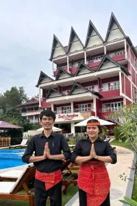 佐儿天堂水畔酒店 - Kisaran