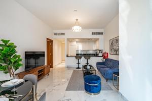 Homes & Beyond I High Floor 1 BR Apt in Al Habtoor City