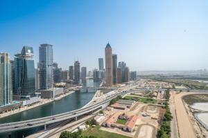 Homes & Beyond I High Floor 1 BR Apt in Al Habtoor City