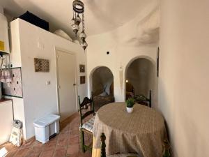 Casa Cueva Sacromonte BeneVarez Brother Law SL