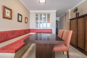 Spacious Two Bedroom Apartment with Terrace right on the Surf Beach