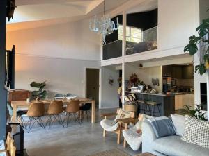 Nature Estate Family Holiday Home with Pool and Sea view