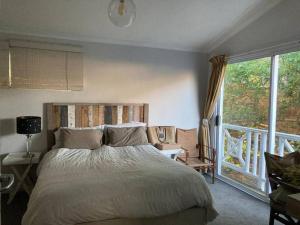 Nature Estate Family Holiday Home with Pool and Sea view