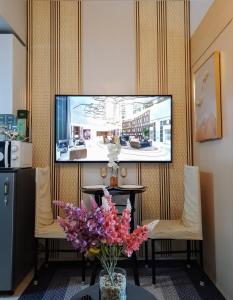 GM STAYCATION - 1 Bedroom, Parking, Gym, Pool, Getaway, Condo