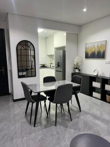 7th Heaven Apartments