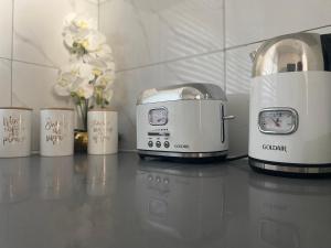 7th Heaven Apartments