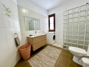 Fabulous Ocean & Cliff View