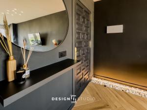 Pink Lake view Apartment