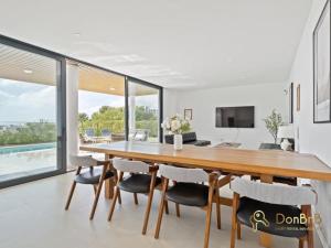 Apartamento con jardín y piscina privada en Higuerón West