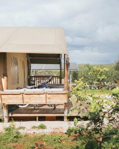Adriatic Heritage Glamping No1 with Jacuzzi