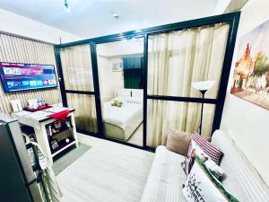 Amaia Steps Bicutan with Netflix near SM 1BR