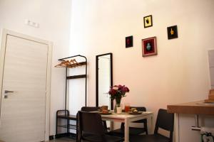 Le Guarattelle House Pulcinella Room