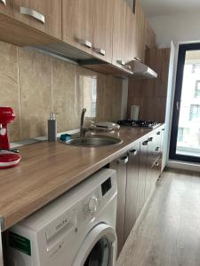 Elegant Studio Getaway at Exigent Plaza - 09