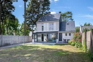 Maisons de vacances A 100 metres de la mer belle maison pour 9 : photos des chambres