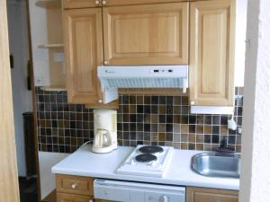 Studio 2 personnes proche pistes avec balcon - Animaux admis - FR-1-351-48