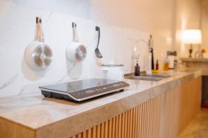 CBD Studio1 Next to Sun Plaza City Center!