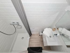 Maisons d'hotes La Chambre Bleue - Chambre avec salle de bain : photos des chambres