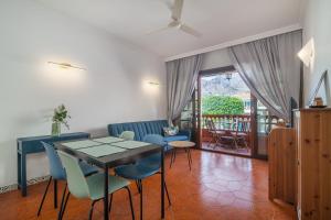 PARAISO BAMBOO - fibre net, heart of the Los Gigantes, 2 bedrooms, 2 bathrooms, tv channels