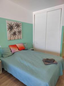 Luas Beachfront house las Canteras