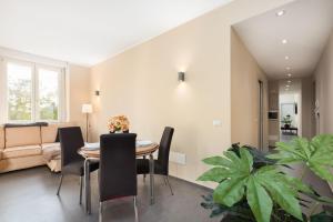 Corvetto House by BarbarHouse