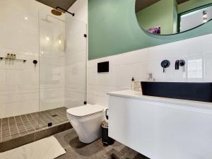 City Oasis Apartment with Rooftop Pool!