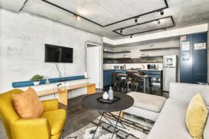 Modern, Family spot in the heart of Bo Kaap!