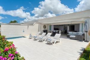 Westmoreland Modern sea View Villa with pool