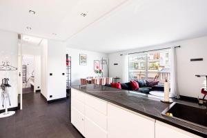 GuestReady - View of the Eiffel Tower ideal for 2