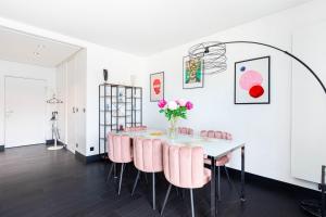 GuestReady - View of the Eiffel Tower ideal for 2