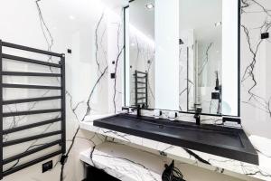 GuestReady - View of the Eiffel Tower ideal for 2