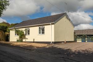 Monks Cleeve Bungalow Exford