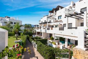 Sunset Golf Apartment Estepona