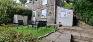 Hot Tub, 25min to Snowdon Watkin path, Stunning Mountain Views