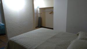 Apartamento Renoir, único por andar, 2 vagas de garagem e piscina - Centro, próximo ao Food Park