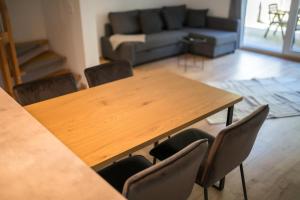 HUGOS Design Apartment am Waldrand - ruhig & modern