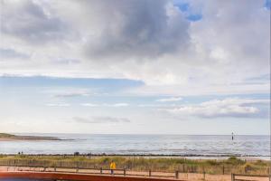 Appartements Le 139 FRONT DE MER - Grand appartement contemporain 2 a 6 personnes - 1er etage : photos des chambres