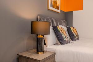 Spacious Apartment Next to Brighton Beach Sleep 6