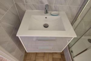 Studio Cosy ,2pers, cosy douillet, 3mn mer