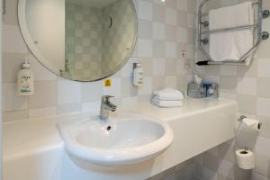 Holiday Inn Bristol Filton by IHG