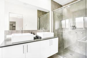 Skippers Rest -Modern Comfort, and Beach Proximity