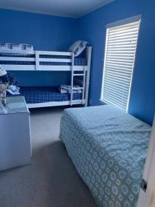 Coastal Condo in OIB NC!